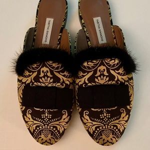 Tabithat Simmons gold-blk damask faux fur trimmed flat mule size 39.5 (8.5 US)